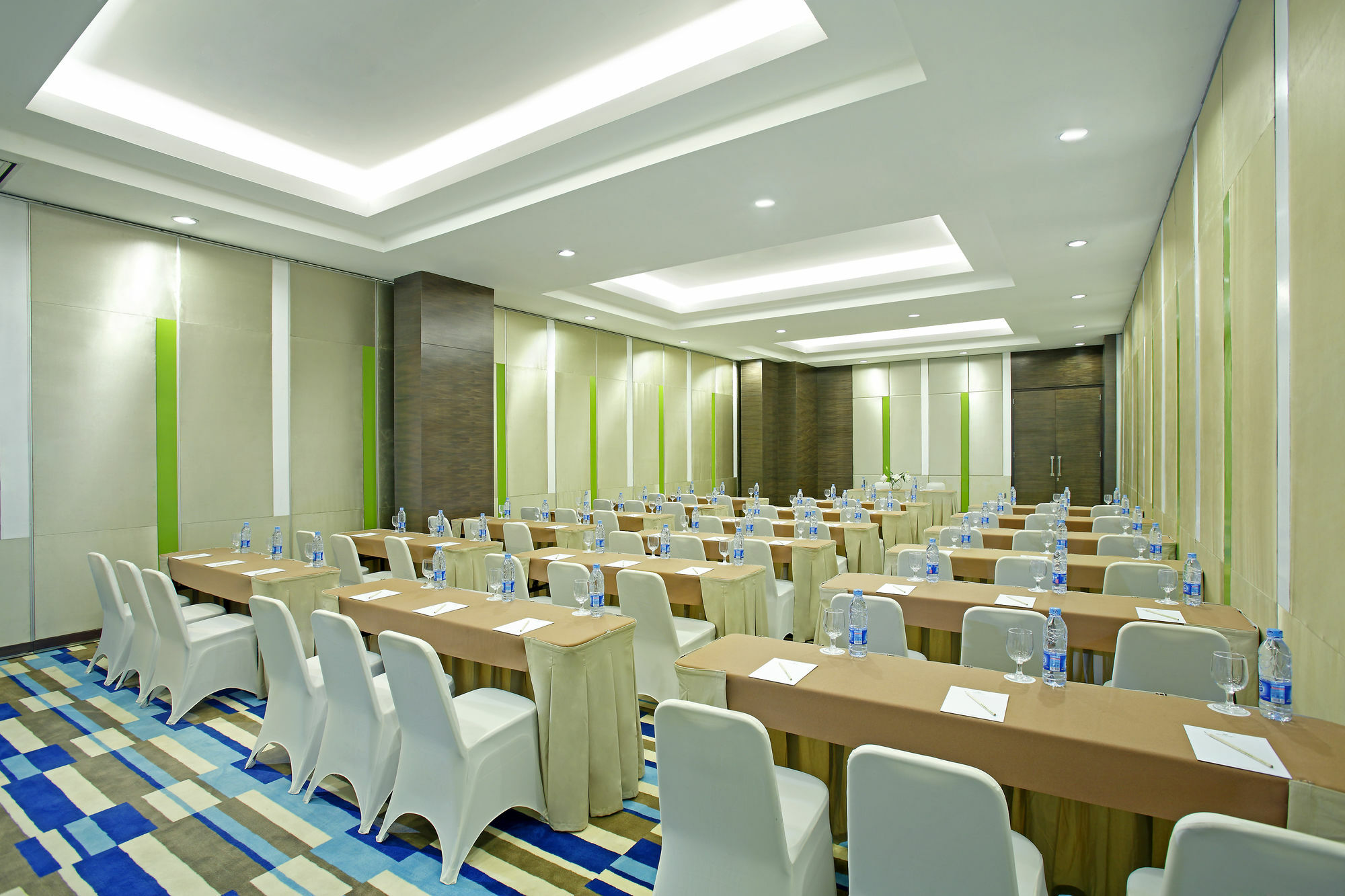 Santika Cikarang